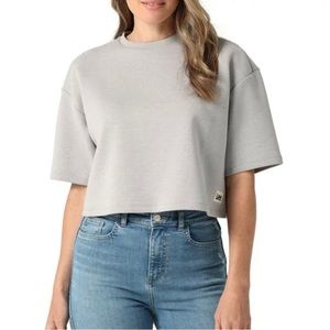 NWOT Lee Women’s Grey Cropped Tee, sz LARGE